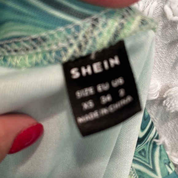 Size small. 2 piece set. Skirt and top. Green swirl design. Like new - Picture 6 of 6